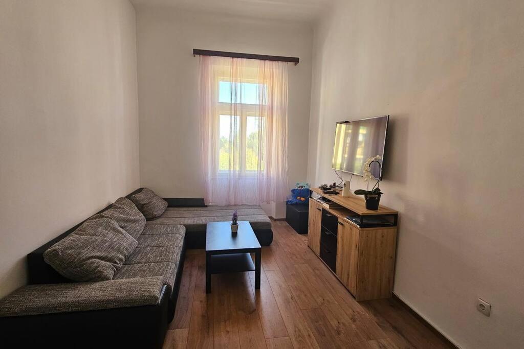 Leo Apartmán *
