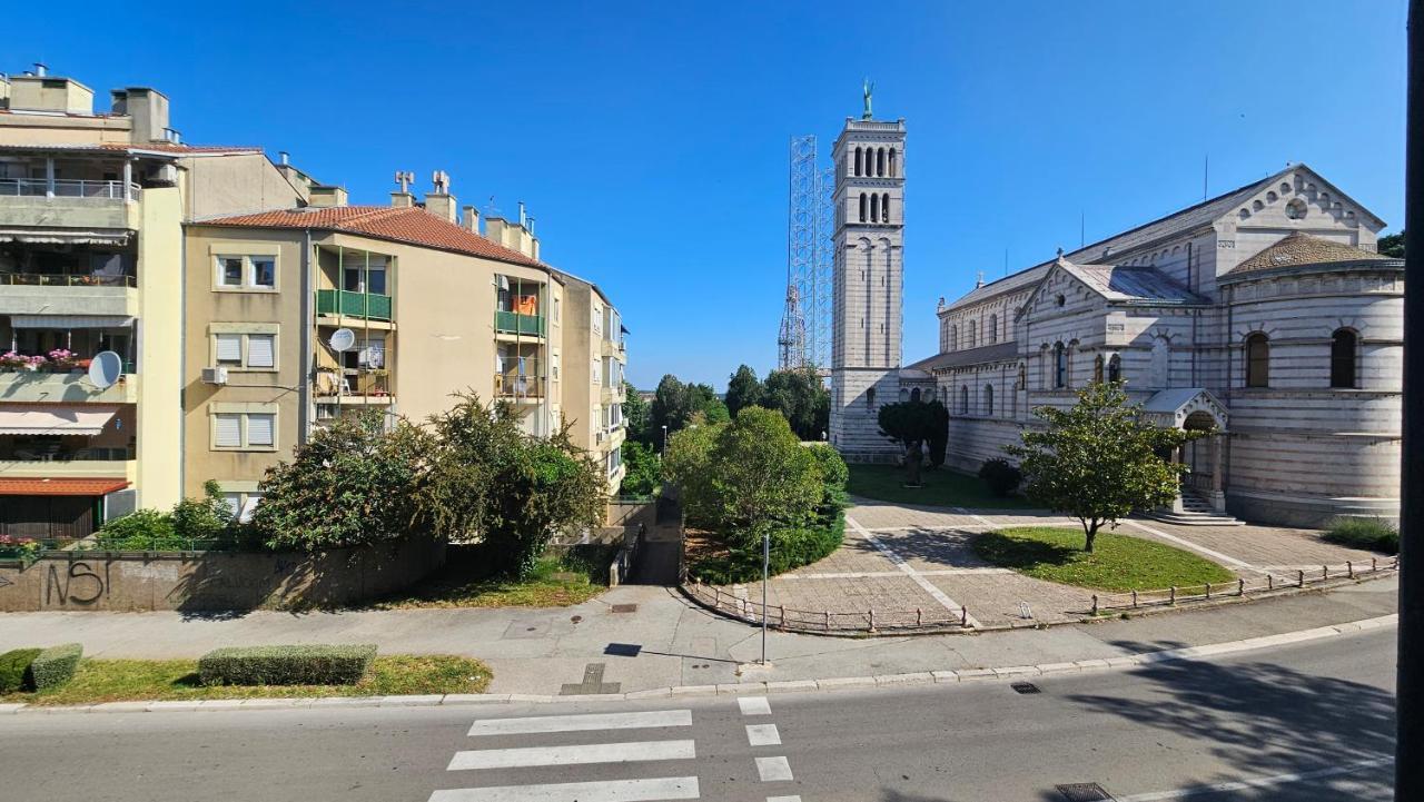 Leo Apartmán Pula